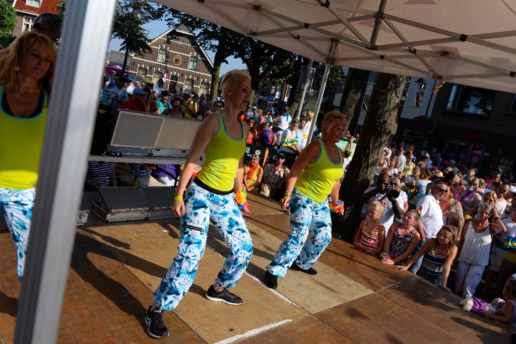 ../Images/Zomercarnaval Noordwijkerhout 231.jpg